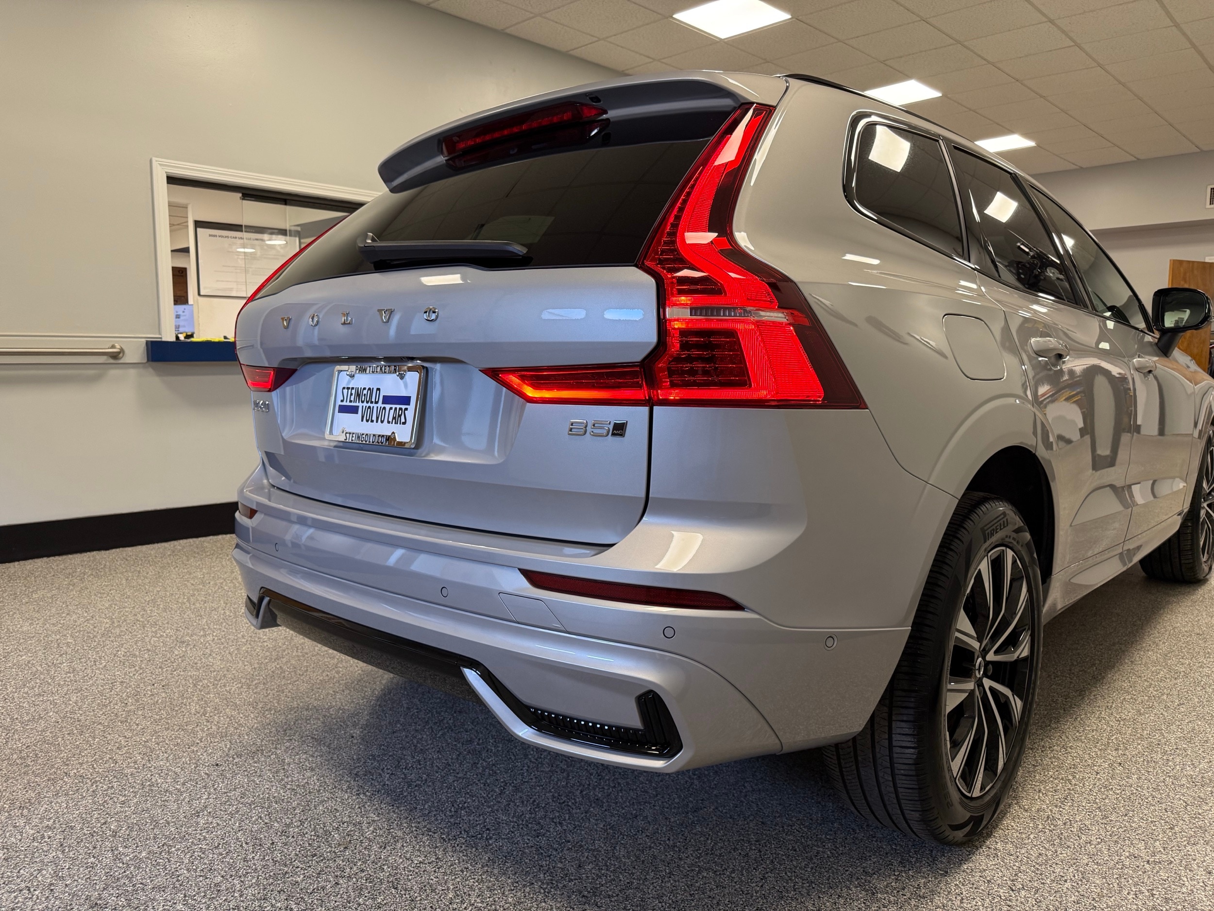 used 2025 Volvo XC60 car, priced at $47,500