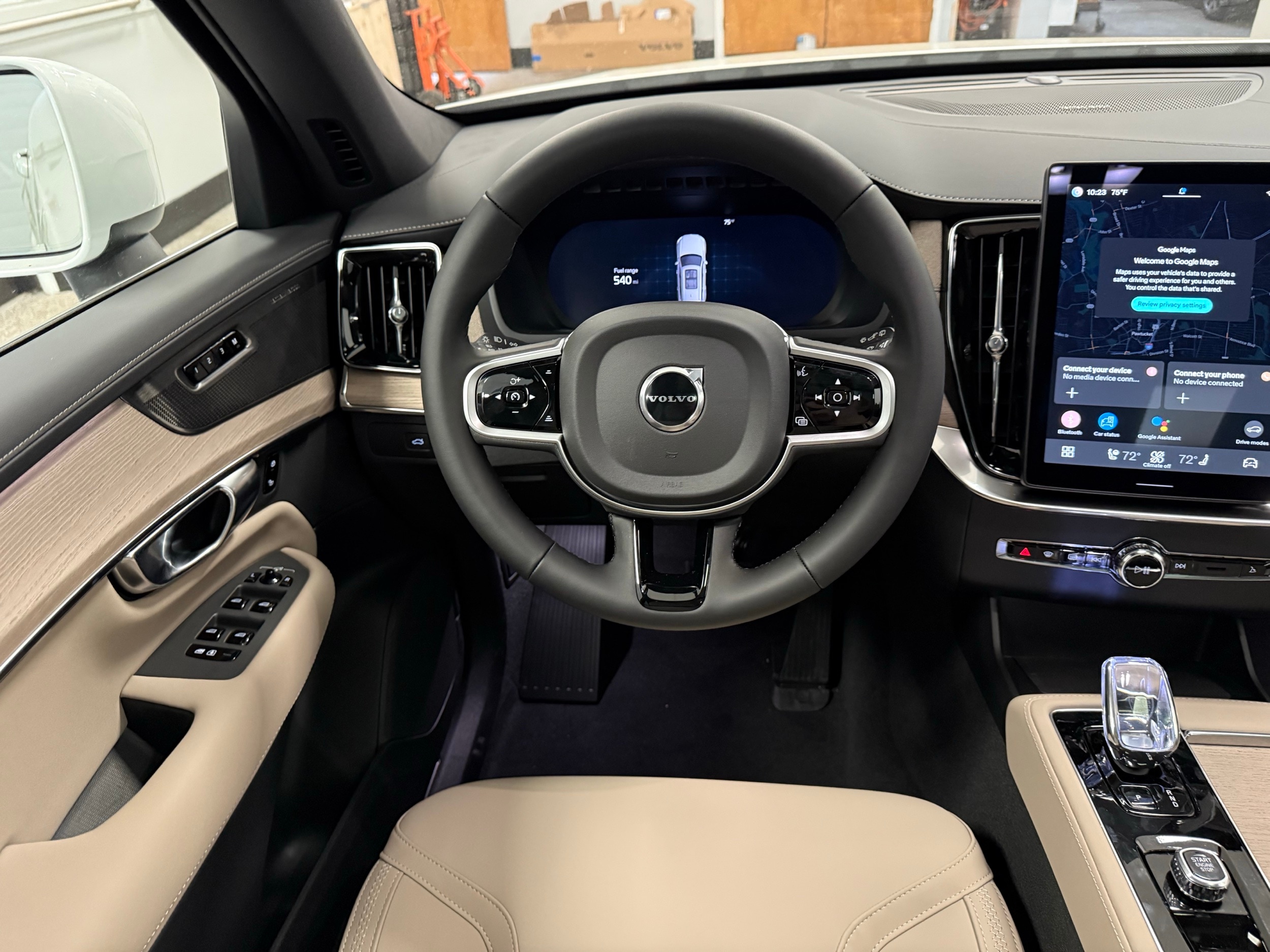 new 2025 Volvo XC90 car, priced at $68,245