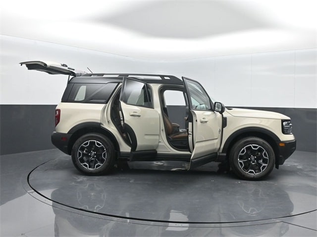 new 2025 Ford Bronco Sport car, priced at $37,846