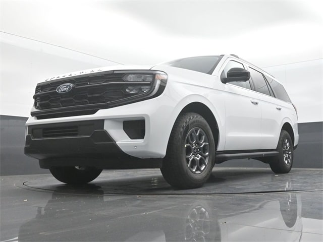 new 2025 Ford Expedition car, priced at $63,995