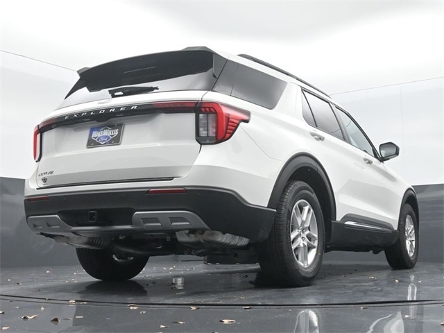 new 2025 Ford Explorer car, priced at $42,105