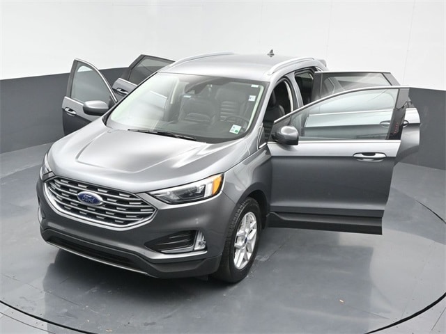 used 2022 Ford Edge car