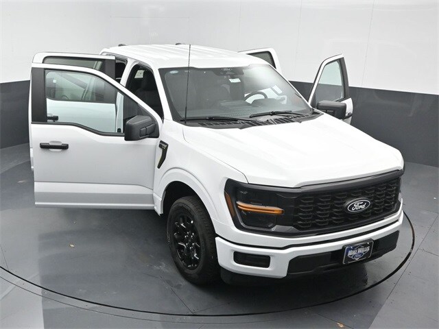 new 2025 Ford F-150 car, priced at $42,245