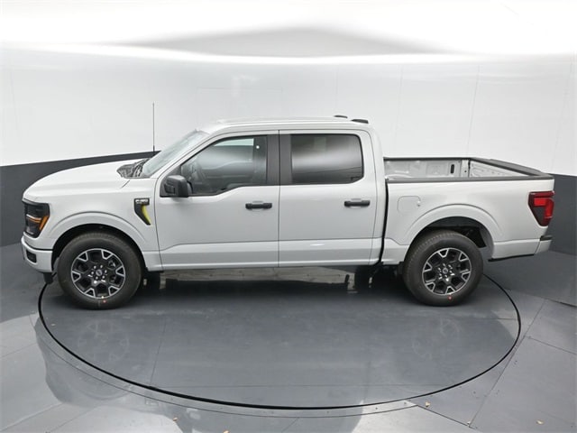 new 2024 Ford F-150 car, priced at $47,996