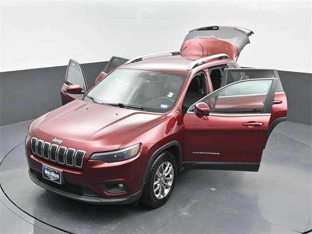 used 2019 Jeep Cherokee car, priced at $14,542