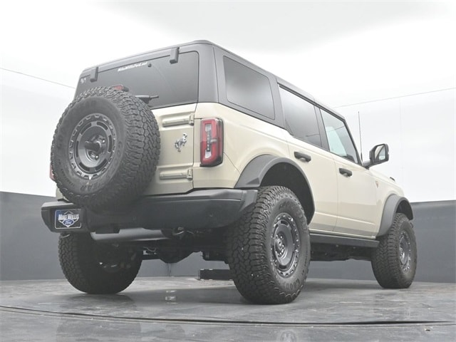 new 2025 Ford Bronco car, priced at $66,960