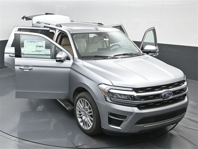 new 2024 Ford Expedition car, priced at $63,400