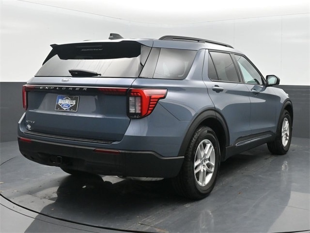 new 2025 Ford Explorer car, priced at $38,345