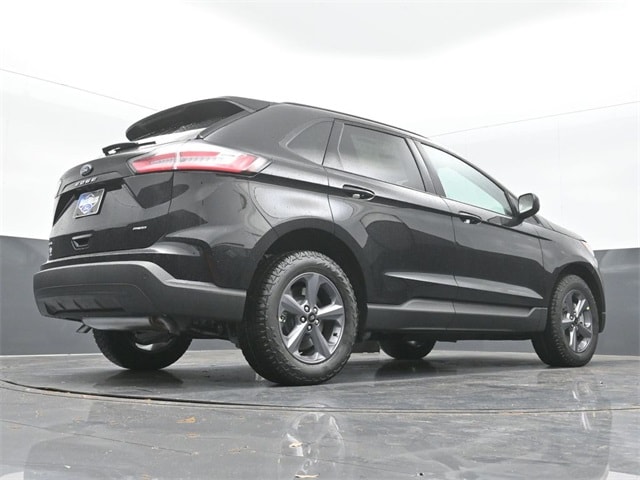 new 2024 Ford Edge car, priced at $36,805