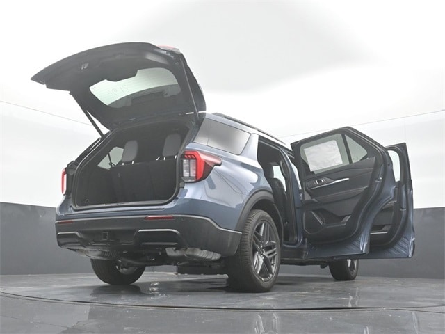 new 2025 Ford Explorer car, priced at $45,075