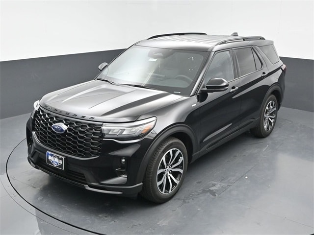 new 2025 Ford Explorer car, priced at $43,590