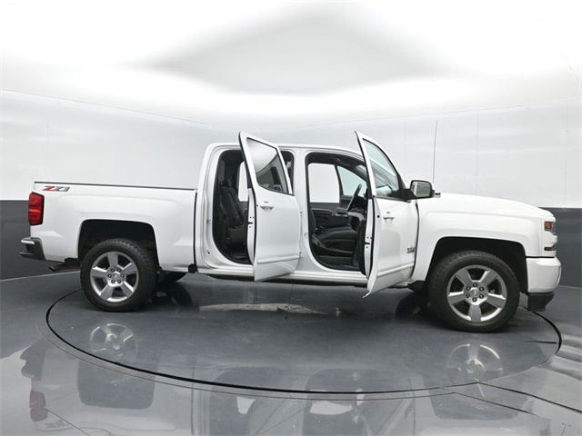 used 2018 Chevrolet Silverado 1500 car, priced at $22,900