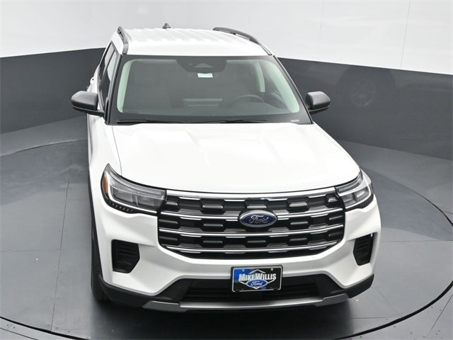 new 2025 Ford Explorer car, priced at $40,245