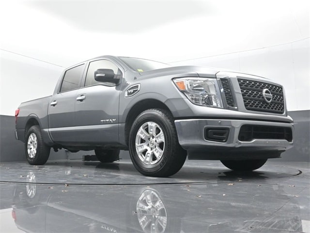 used 2017 Nissan Titan car, priced at $18,702