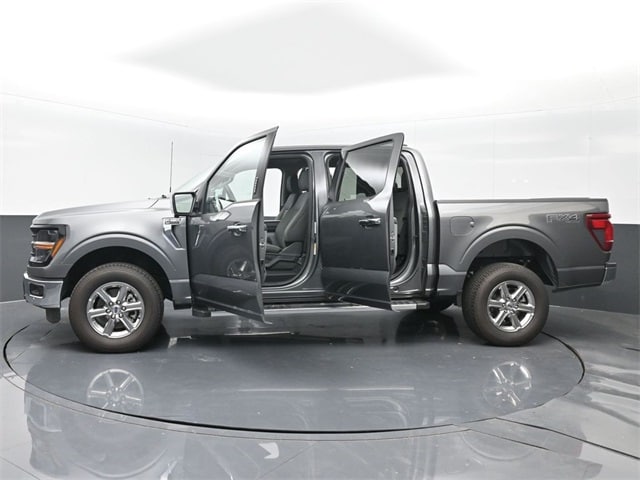 new 2024 Ford F-150 car, priced at $58,740