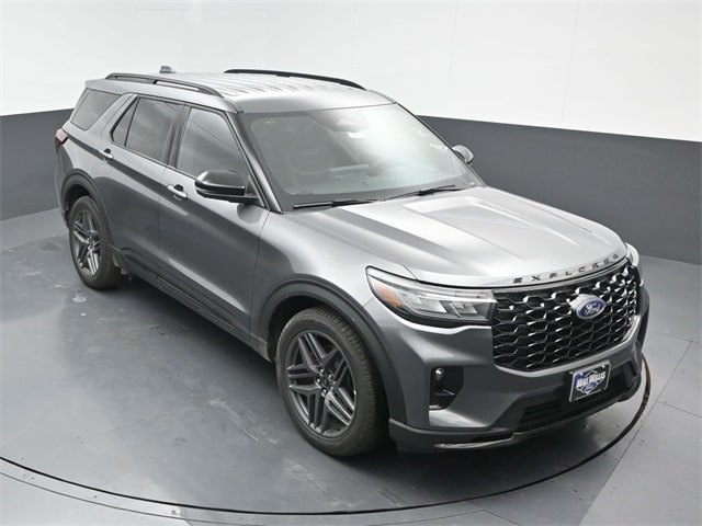 new 2025 Ford Explorer car, priced at $54,365