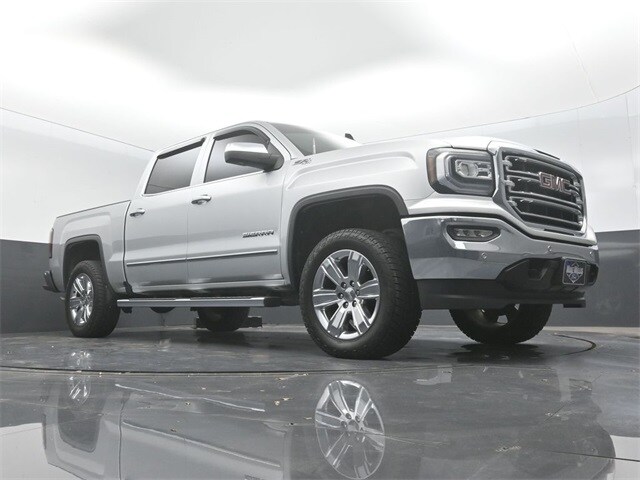 used 2018 GMC Sierra 1500 car, priced at $32,180