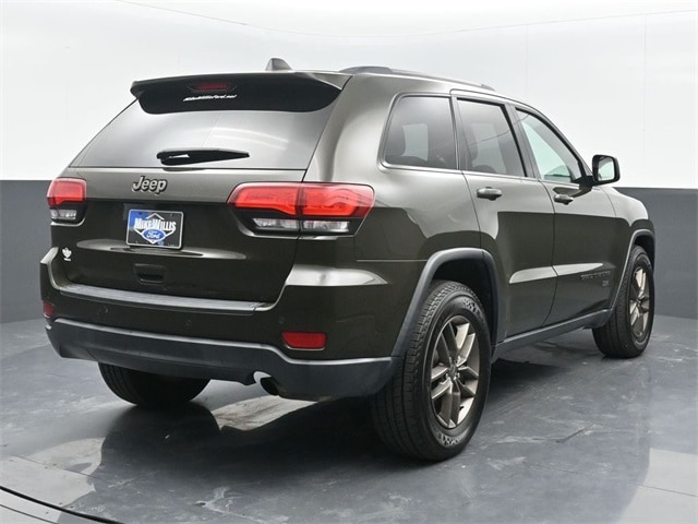 used 2016 Jeep Grand Cherokee car, priced at $14,626