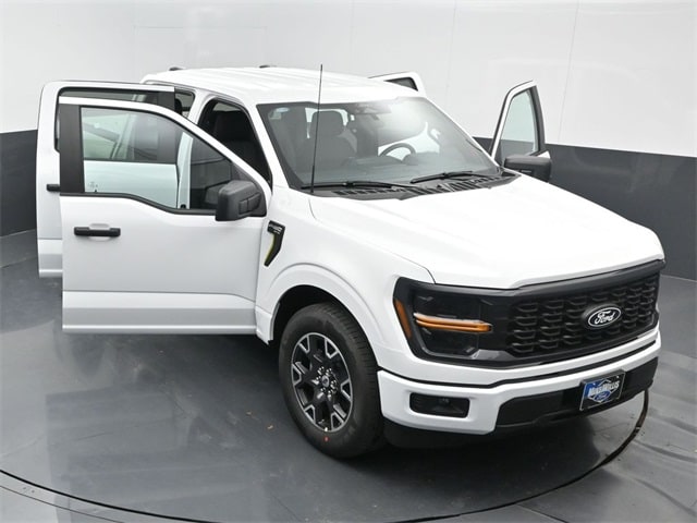 new 2024 Ford F-150 car, priced at $47,045