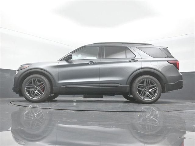 new 2025 Ford Explorer car, priced at $54,365