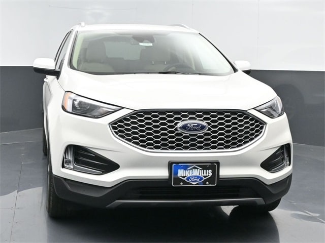 new 2024 Ford Edge car, priced at $37,020