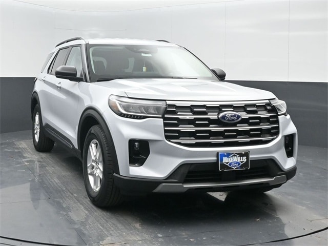 new 2025 Ford Explorer car, priced at $41,620