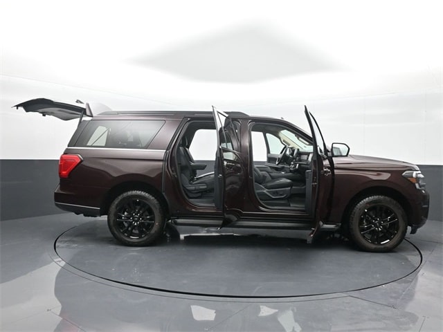 new 2024 Ford Expedition car, priced at $57,975