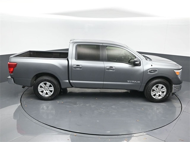 used 2017 Nissan Titan car, priced at $18,702