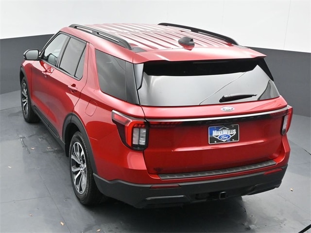 new 2025 Ford Explorer car, priced at $44,705