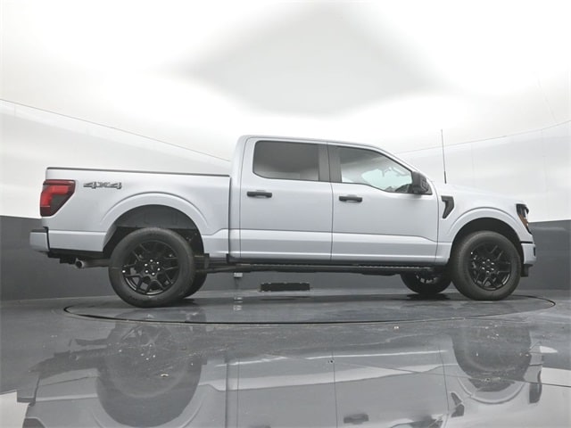 new 2025 Ford F-150 car, priced at $51,921