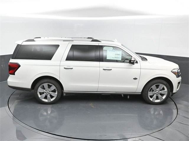 new 2024 Ford Expedition car, priced at $76,550