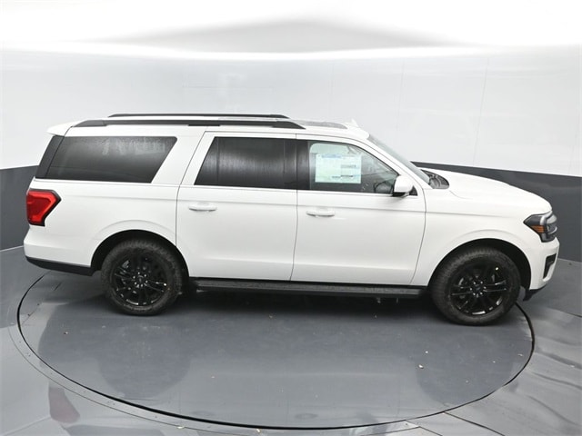 new 2024 Ford Expedition car, priced at $59,950