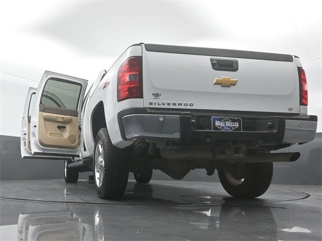 used 2014 Chevrolet Silverado 2500HD car, priced at $22,298