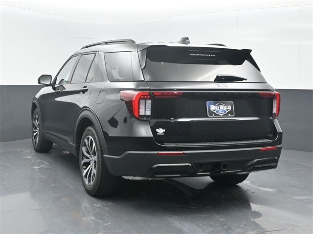 new 2025 Ford Explorer car, priced at $43,615