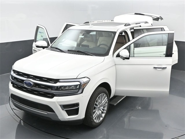 new 2024 Ford Expedition car, priced at $64,395