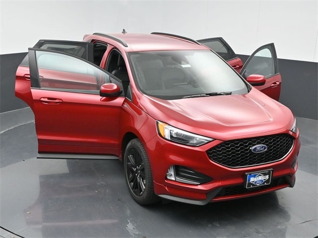 new 2024 Ford Edge car, priced at $40,357