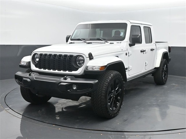 used 2024 Jeep Gladiator car, priced at $37,988