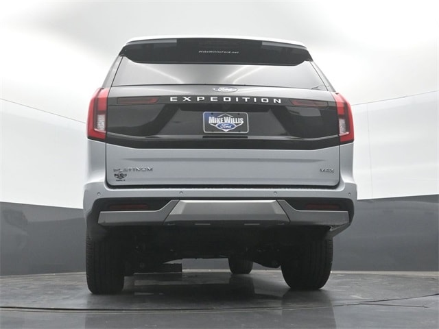 new 2025 Ford Expedition car, priced at $82,435