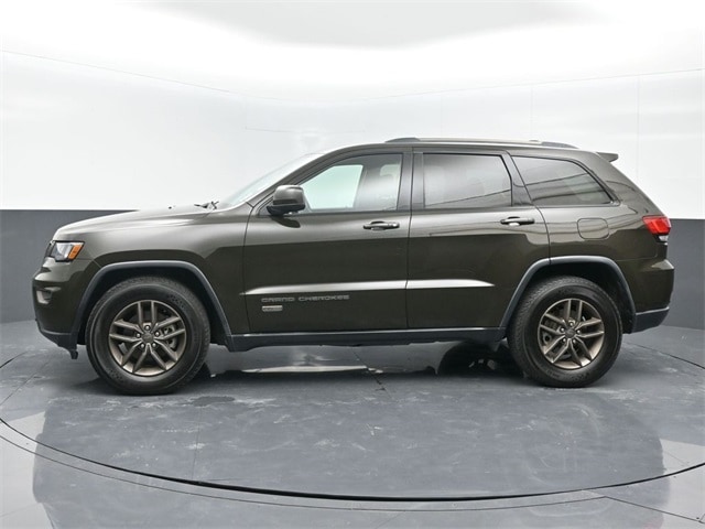 used 2016 Jeep Grand Cherokee car, priced at $14,626