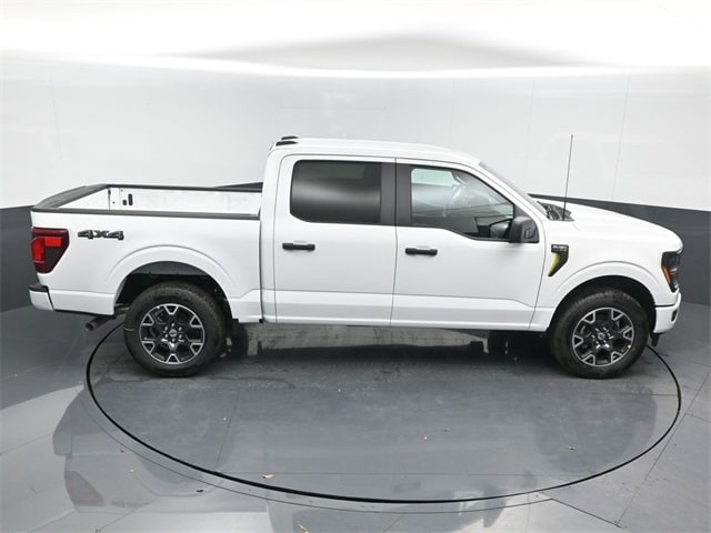 new 2024 Ford F-150 car, priced at $51,624