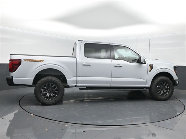 new 2025 Ford F-150 car, priced at $72,308