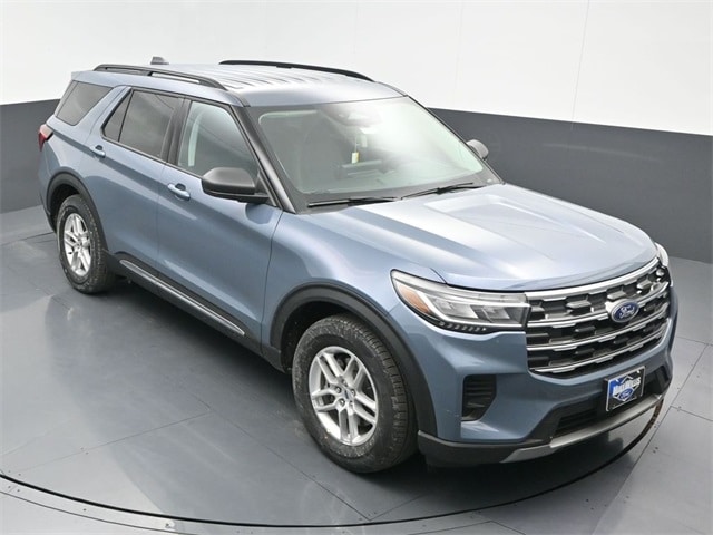 new 2025 Ford Explorer car, priced at $39,945