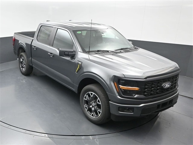new 2025 Ford F-150 car, priced at $46,722
