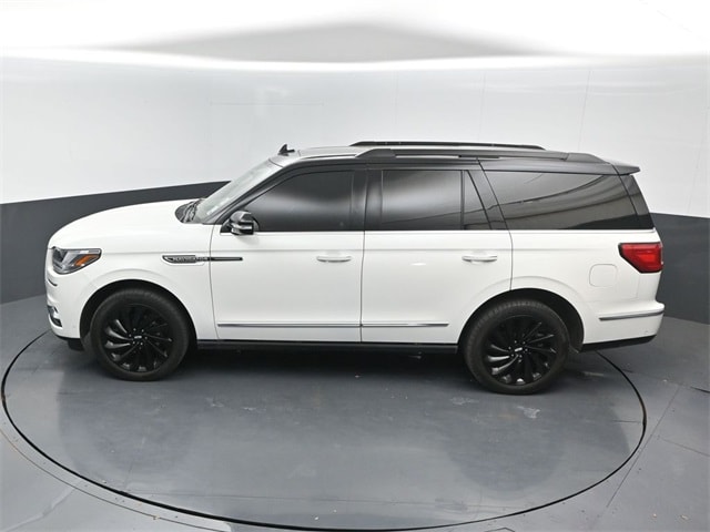 used 2021 Lincoln Navigator car, priced at $48,278
