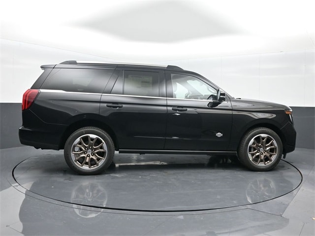 new 2025 Ford Expedition car, priced at $86,795