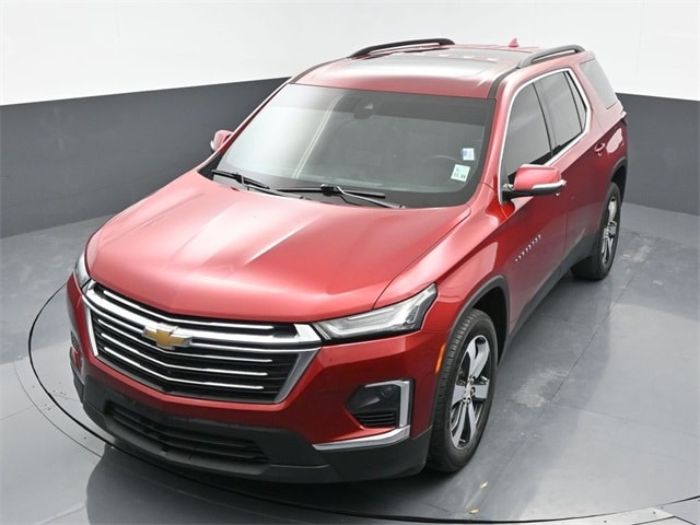 used 2022 Chevrolet Traverse car, priced at $30,194