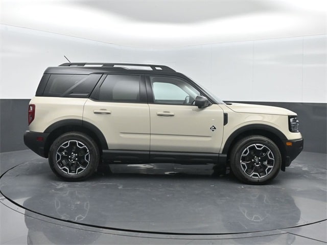 new 2025 Ford Bronco Sport car, priced at $37,846