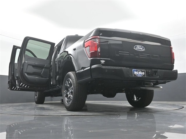 new 2025 Ford F-150 car, priced at $50,978