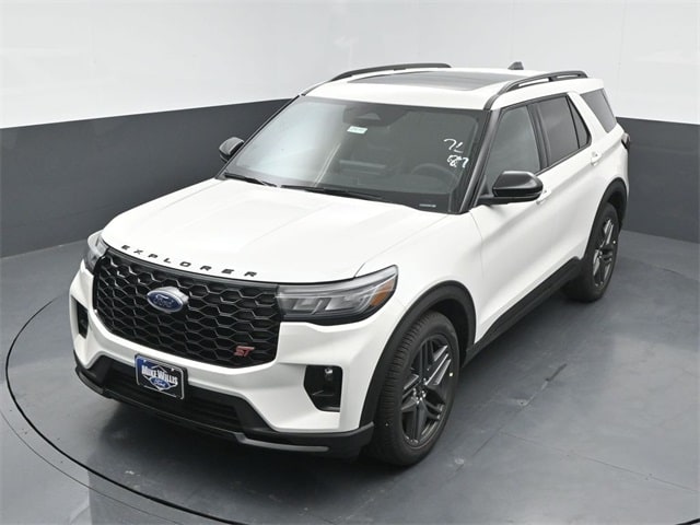 new 2025 Ford Explorer car, priced at $58,155