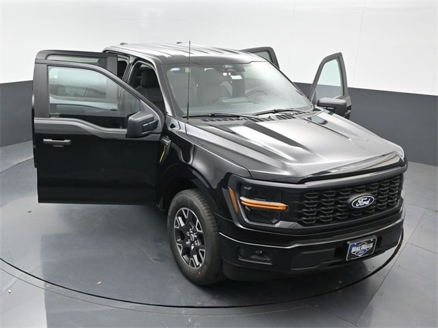 new 2025 Ford F-150 car, priced at $43,169